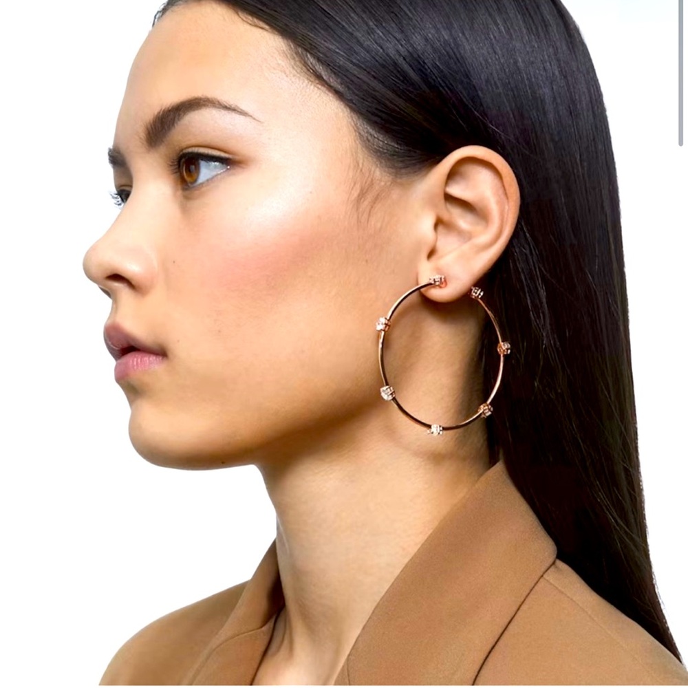 Swarovski Constella Hoop Earrings 💞 NIB - Gold not rose gold